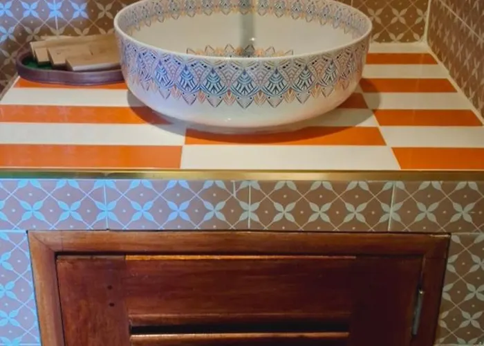 Dar Wafa Riad, Restaurant And Hamam Бангкок