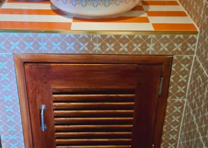 Dar Wafa Riad, Restaurant And Hamam Бангкок